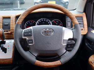 ハイエースバンアウトドア　キャンプ　車中泊　バンライフ　１BOX　ベッド　キャンピングカー