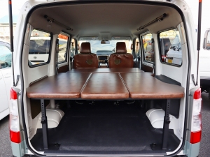 タウンエースアウトドア　キャンプ　車中泊　バンライフ　１BOX　ベッド　キャンピングカー
