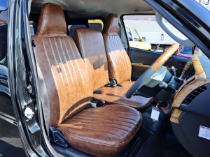 ハイエースバンアウトドア　キャンプ　車中泊　バンライフ　１BOX　ベッド　キャンピングカー