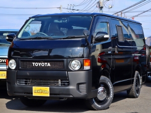 ハイエースバンアウトドア　キャンプ　車中泊　バンライフ　１BOX　ベッド　キャンピングカー