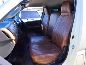 ハイエースバンアウトドア　キャンプ　車中泊　バンライフ　１BOX　ベッド　キャンピングカー