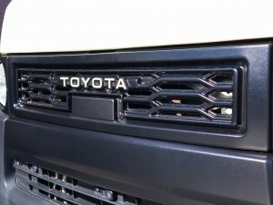 ハイエースバンアウトドア　キャンプ　車中泊　バンライフ　１BOX　ベッド　キャンピングカー