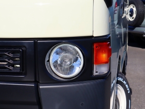 ハイエースバンアウトドア　キャンプ　車中泊　バンライフ　１BOX　ベッド　キャンピングカー