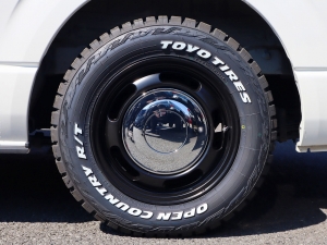 ハイエースバンアウトドア　キャンプ　車中泊　バンライフ　１BOX　ベッド　キャンピングカー