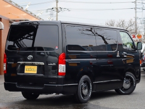 ハイエースバンアウトドア　キャンプ　車中泊　バンライフ　１BOX　ベッド　キャンピングカー