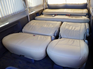 買取・下取り直販車アウトドア　キャンプ　車中泊　バンライフ　１BOX　ベッド　キャンピングカー