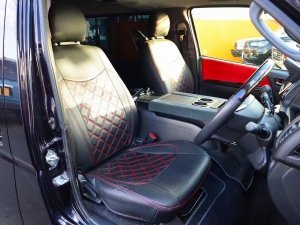 ハイエースバンアウトドア　キャンプ　車中泊　バンライフ　１BOX　ベッド　キャンピングカー