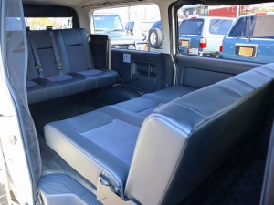 ハイエースバンアウトドア　キャンプ　車中泊　バンライフ　１BOX　ベッド　キャンピングカー