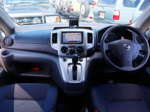 買取・下取り直販車アウトドア　キャンプ　車中泊　ベッド　キャンピングカー