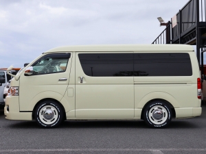 ハイエースワゴンアウトドア　キャンプ　車中泊　バンライフ　１BOX　ベッド　キャンピングカー