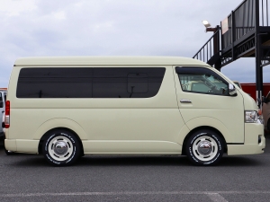 ハイエースワゴンアウトドア　キャンプ　車中泊　バンライフ　１BOX　ベッド　キャンピングカー