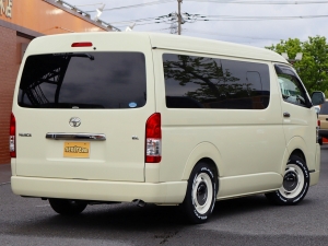ハイエースワゴンアウトドア　キャンプ　車中泊　バンライフ　１BOX　ベッド　キャンピングカー