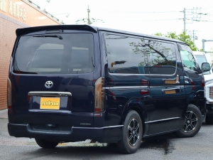 ハイエースバンアウトドア　キャンプ　車中泊　バンライフ　１BOX　ベッド　キャンピングカー