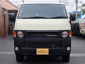 ハイエースバンアウトドア　キャンプ　車中泊　バンライフ　１BOX　ベッド　キャンピングカー