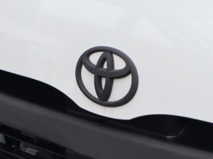 ハイエースバンアウトドア　キャンプ　車中泊　バンライフ　１BOX　ベッド　キャンピングカー