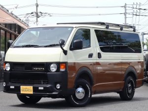 ハイエースＶ キャンプ　アウトドア　レジャー　４ＷＤ　ＳＵＶ