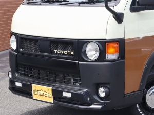 ハイエースバンキャンプ　アウトドア　レジャー　４ＷＤ　ＳＵＶ