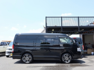 ハイエースワゴンキャンプ　アウトドア　レジャー　４ＷＤ　ＳＵＶ