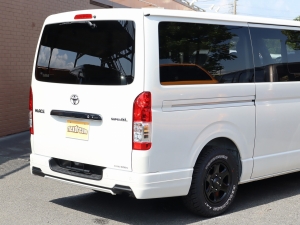 ハイエースバンキャンプ　アウトドア　レジャー　４ＷＤ　ＳＵＶ