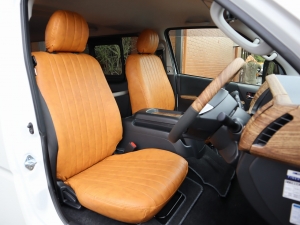 ハイエースバンキャンプ　アウトドア　レジャー　４ＷＤ　ＳＵＶ