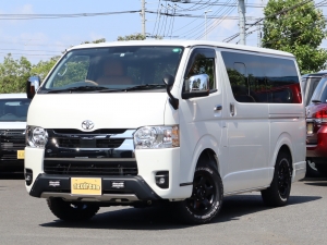 ハイエースバンキャンプ　アウトドア　レジャー　４ＷＤ　ＳＵＶ