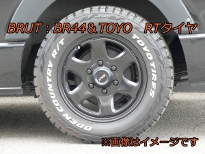ハイエースバンキャンプ　アウトドア　レジャー　４ＷＤ　ＳＵＶ