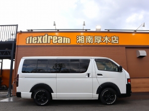 ハイエースバンキャンプ　アウトドア　レジャー　４ＷＤ　ＳＵＶ