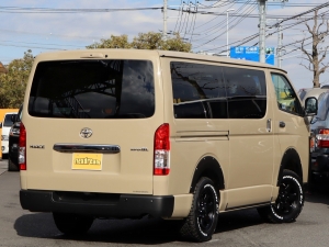 ハイエースバンキャンプ　アウトドア　レジャー　４ＷＤ　ＳＵＶ