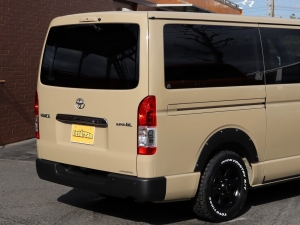 ハイエースバンキャンプ　アウトドア　レジャー　４ＷＤ　ＳＵＶ