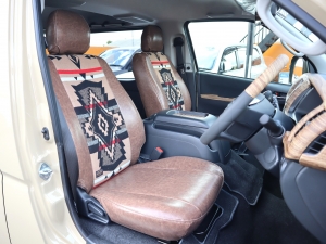 ハイエースバンキャンプ　アウトドア　レジャー　４ＷＤ　ＳＵＶ