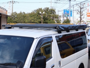 ハイエースバンアウトドア　キャンプ　車中泊　バンライフ　１BOX　ベッド　キャンピングカー