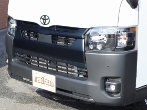 ハイエースバンアウトドア　キャンプ　車中泊　バンライフ　１BOX　ベッド　キャンピングカー