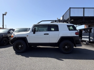 ＦＪクルーザーキャンプ　アウトドア　レジャー　４ＷＤ　ＳＵＶ