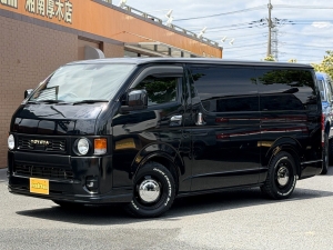 ハイエースバンアウトドア　キャンプ　車中泊　バンライフ　１BOX　ベッド　キャンピングカー