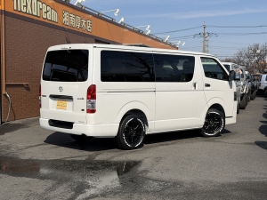 ハイエースバン特別仕様車　キャンプ　アウトドア　レジャー
