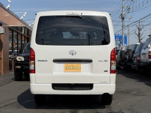 ハイエースバン特別仕様車　キャンプ　アウトドア　レジャー