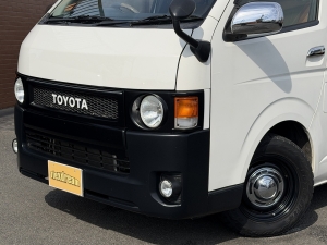 ハイエースバンアウトドア　キャンプ　車中泊　ベッド
