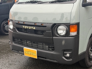 ハイエースバンキャンプ　アウトドア　レジャー　４ＷＤ　ＳＵＶ