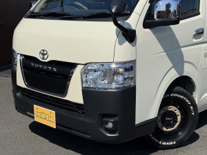 ハイエースバンアウトドア　キャンプ　車中泊　バンライフ　１BOX　ベッド　キャンピングカー