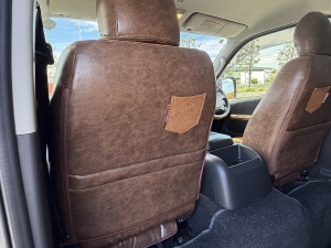 ハイエースバンアウトドア　キャンプ　車中泊　バンライフ　ベッド　
