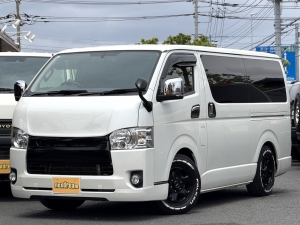 ハイエースバンバッドフェイス　ローダウン　2WD　車中泊