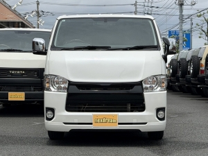 ハイエースバンバッドフェイス　ローダウン　2WD　車中泊