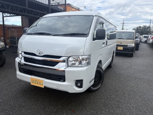 ハイエースワゴンキャンプ　アウトドア　レジャー　４ＷＤ　ＳＵＶ