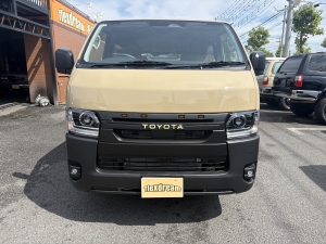 ハイエースバンアウトドア　キャンプ　車中泊　バンライフ　１BOX　ベッド　キャンピングカー