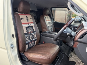 ハイエースバンキャンプ　アウトドア　レジャー　４ＷＤ　ＳＵＶ