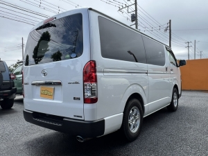 ハイエースバンキャンプ　アウトドア　レジャー　ＳＵＶ