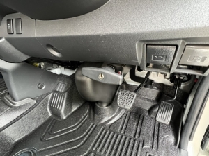ハイエースバンキャンプ　アウトドア　レジャー　ＳＵＶ