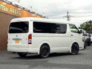 ハイエースワゴンキャンピングカー　アウトドア　2ＷＤ