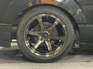 ハイエースバンアウトドア　キャンプ　車中泊　バンライフ　１BOX　ベッド　キャンピングカー