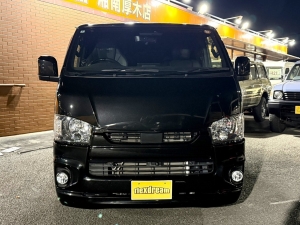 ハイエースバンアウトドア　キャンプ　車中泊　バンライフ　１BOX　ベッド　キャンピングカー